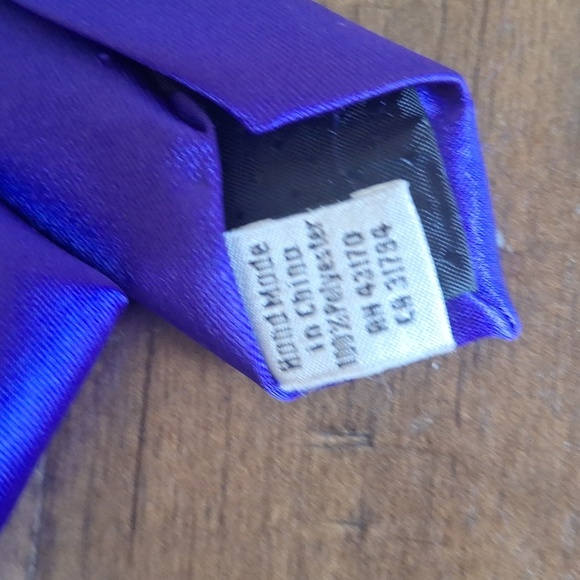 Geoffrey Beene Vibrant Purple Neck Tie - Picture 4 of 5